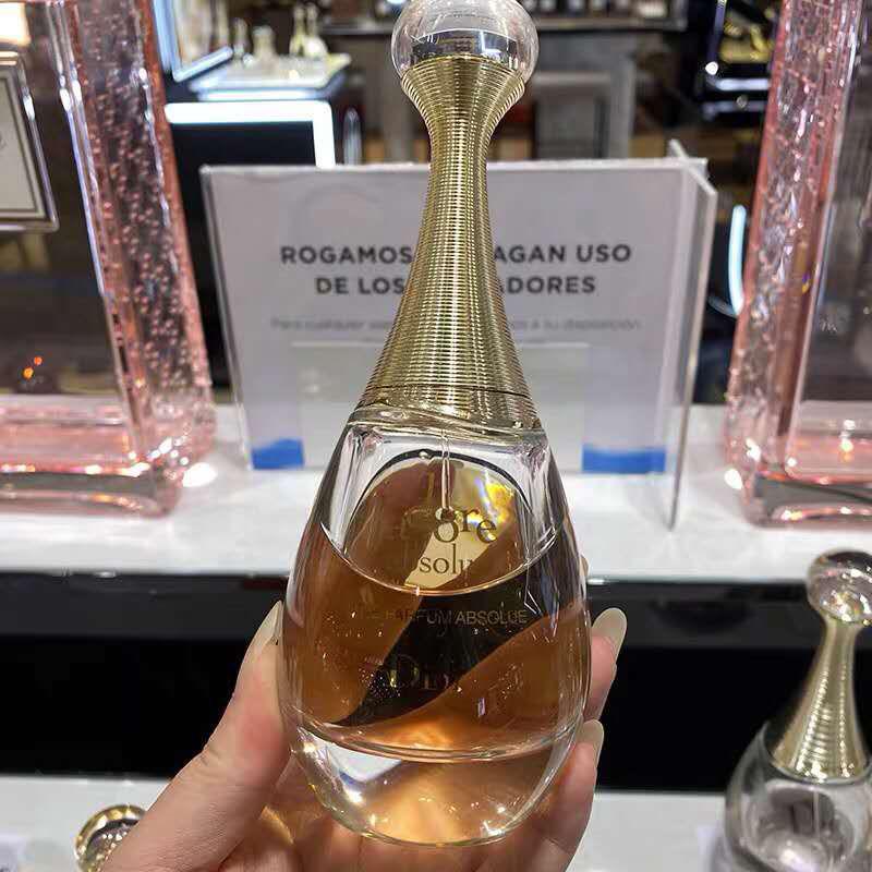 Dior金色价格 Dior金色图片 星期三 Dior金色价格 Dior金色图片 星期三