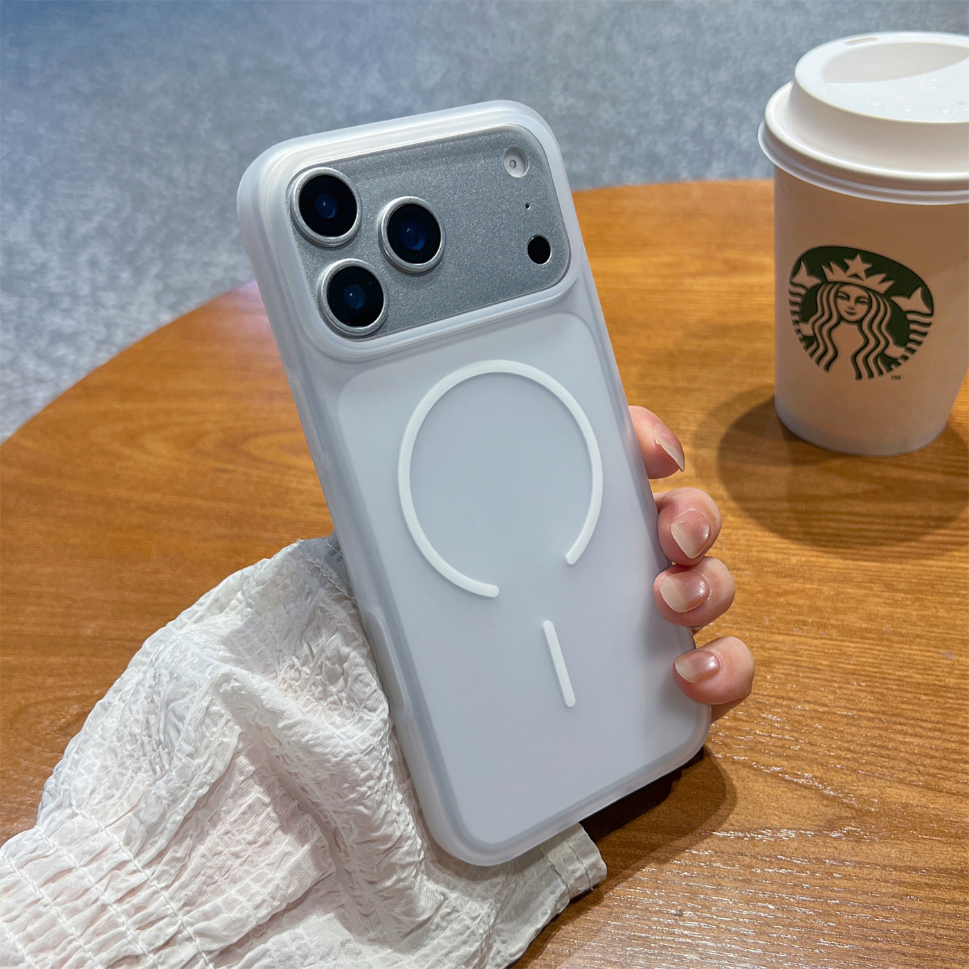 超薄液态硅胶适用苹果17promax手机壳新款iphone17半透明ins风保护壳16磁吸充电情侣小众15高级感全包防摔,3C数码配件,手机保护套/壳,淘宝优惠券,粉丝福利购,淘宝优惠卷