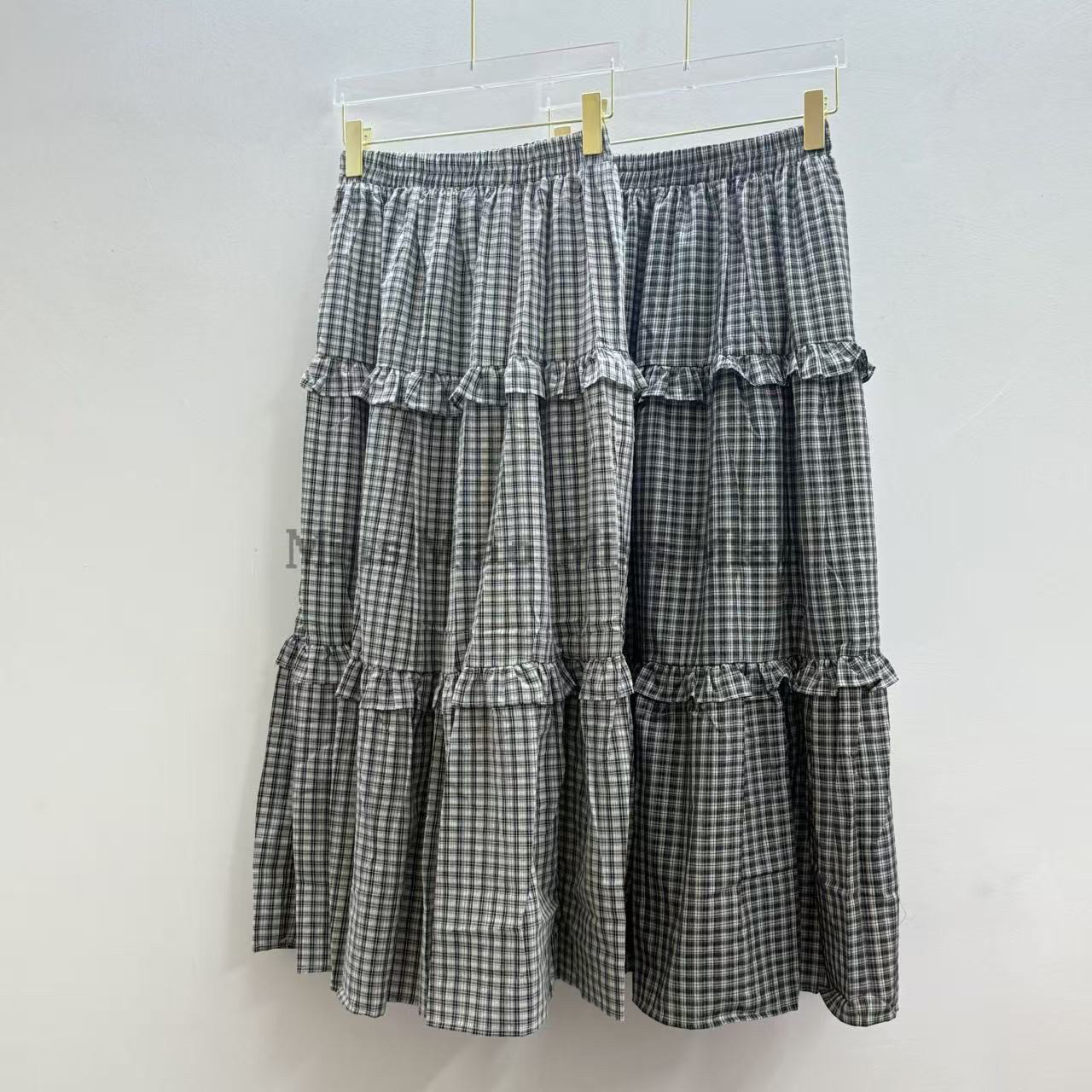 2025年春夏季女裙新款通勤复古格子花边拼接蛋糕格子半身裙