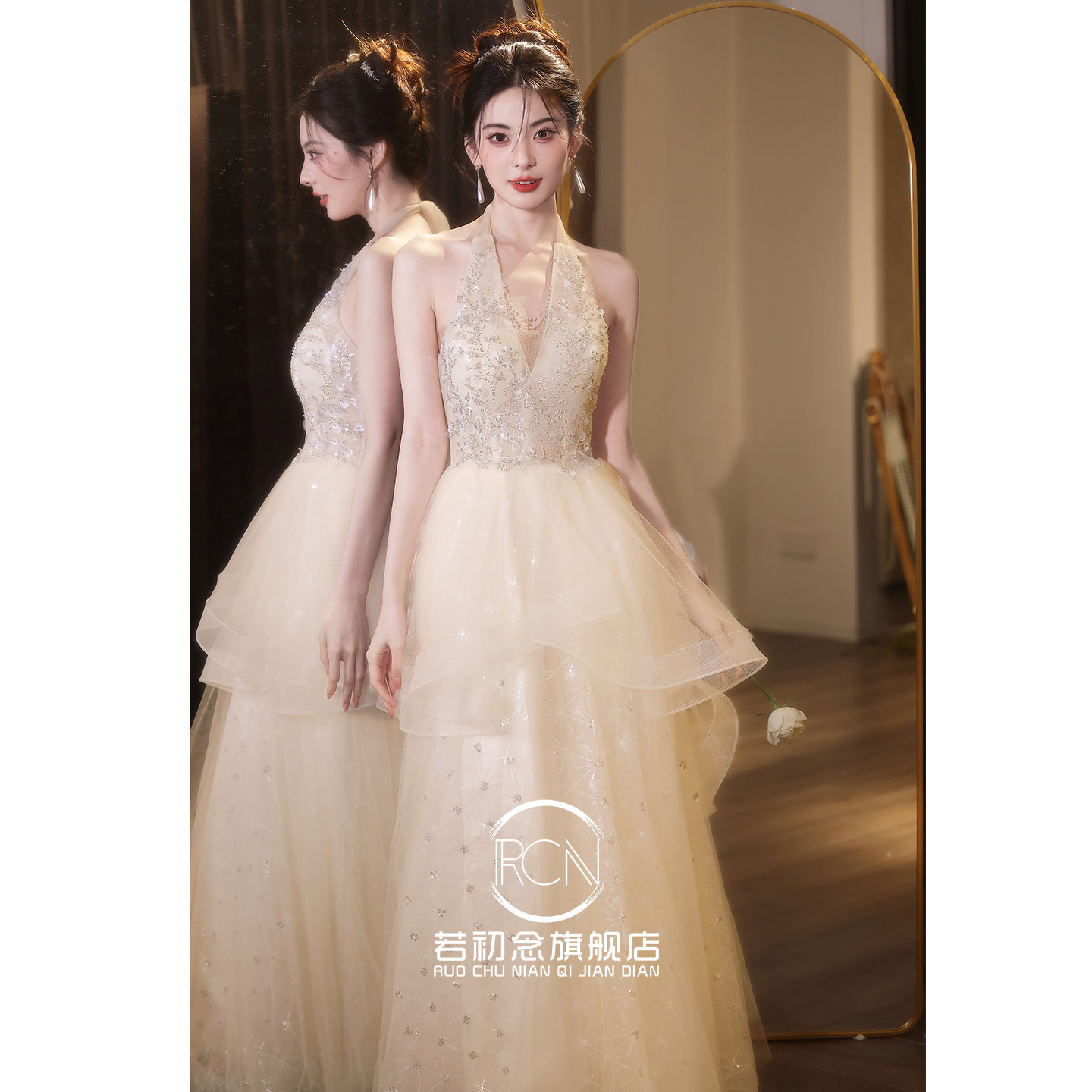 香槟色V领挂脖晚礼服晨袍女新娘订婚敬酒服高级感主持成人礼婚纱图片