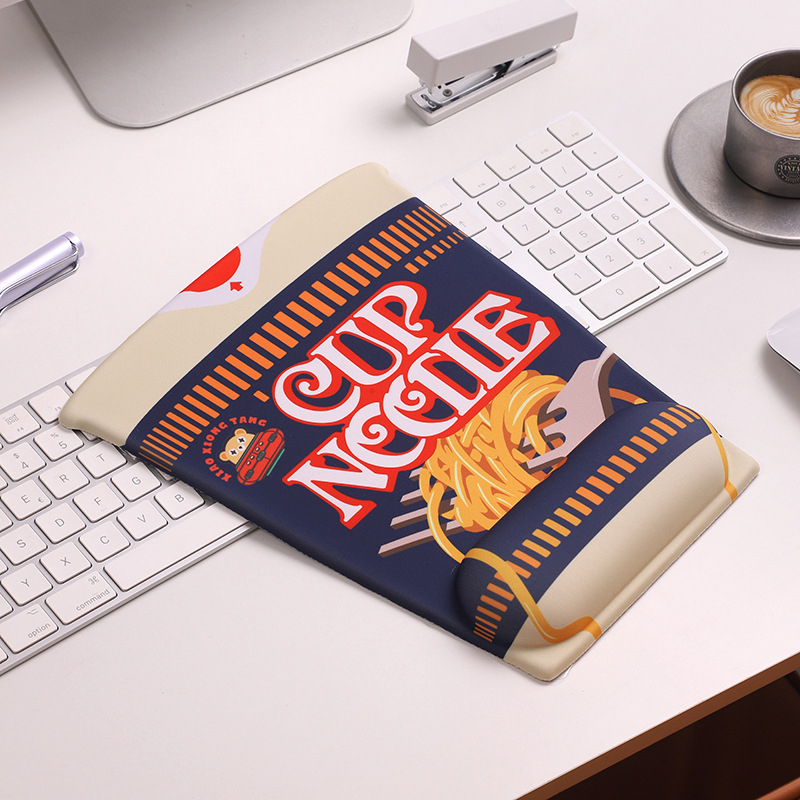 FTTOT泡面硅胶护腕鼠标垫 记忆棉慢回弹键盘手托简约动漫护手腕垫