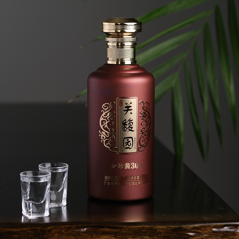 关馥园酱香型53度500ml礼盒装