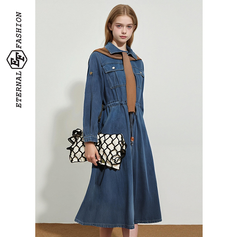 新款翻领撞色披肩连衣裙