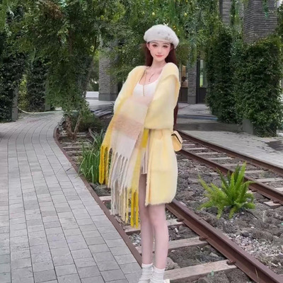 奶fufu超好看慵懒风连帽仿貂开衫