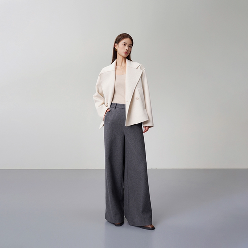 偶得一物立裁羊毛阔腿裤