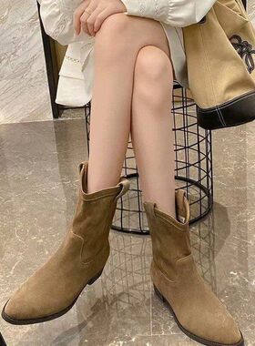 韩式复古尖头粗跟靴子西部牛仔靴女士秋新款百搭英伦风短筒马丁