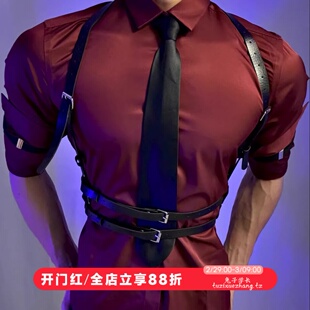 那不勒斯禁欲系酒红色衬衫长袖高级感肌肉背带男模特主播小狼狗