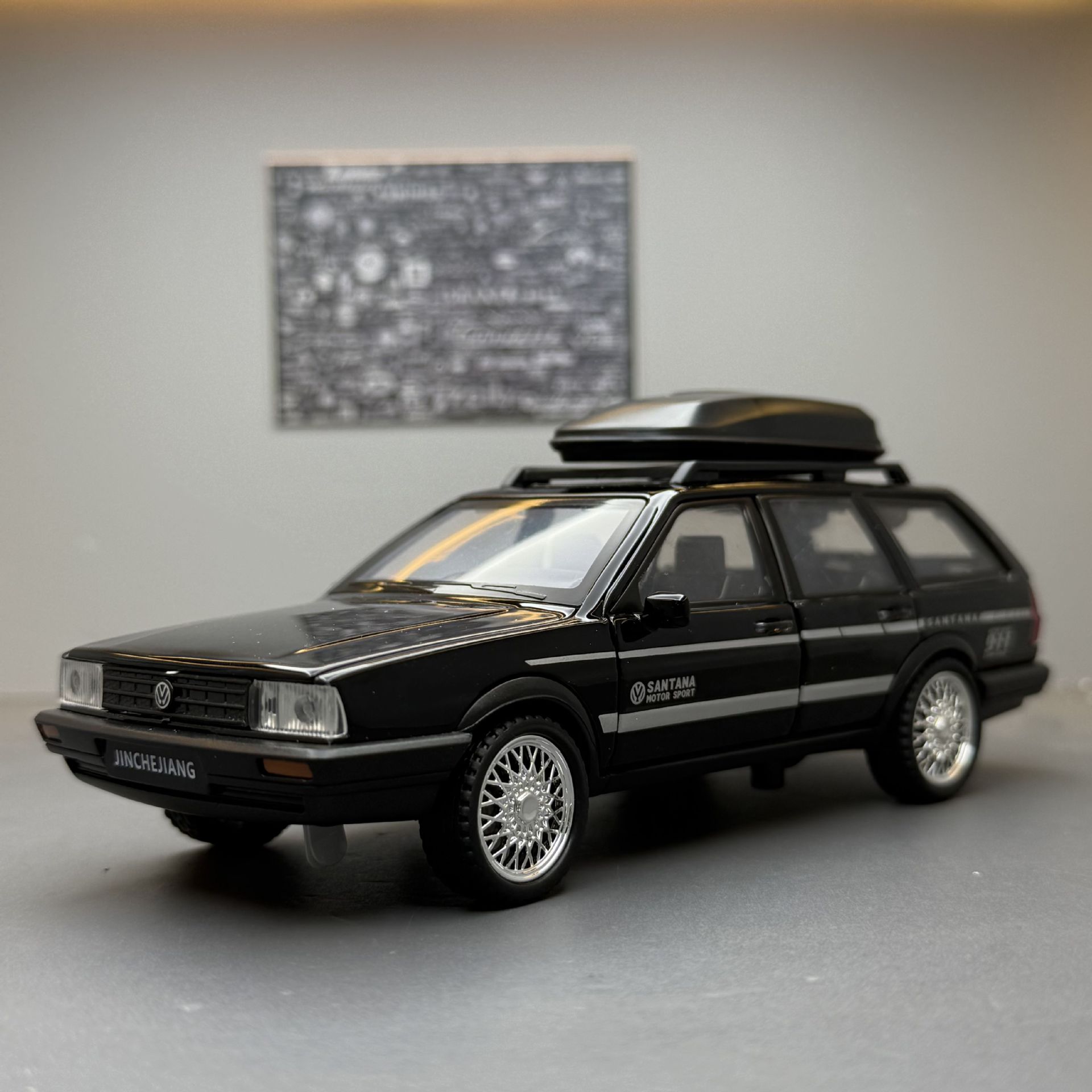 利佳信合金车模1:32桑塔纳瓦罐汽车声光回力儿童玩具模型摆件