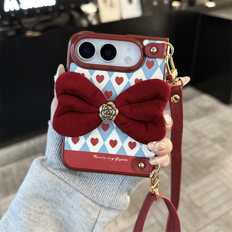 悦皇菱格爱心茶花蝴蝶结适用于iPhone Duo折叠屏手机壳前框秋冬毛绒苹果Duo翻盖酒红皮保护套斜挎绳丝巾手提