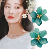 花朵长款 新款 法式 设计感耳钉女新娘耳环婚纱结婚耳饰