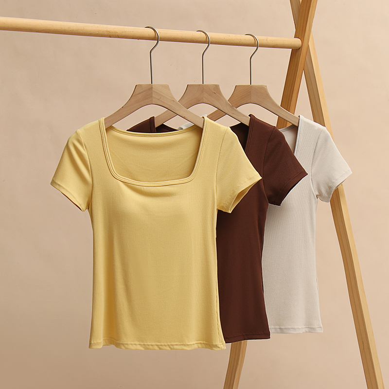 蕊瑟女带胸垫方领短袖