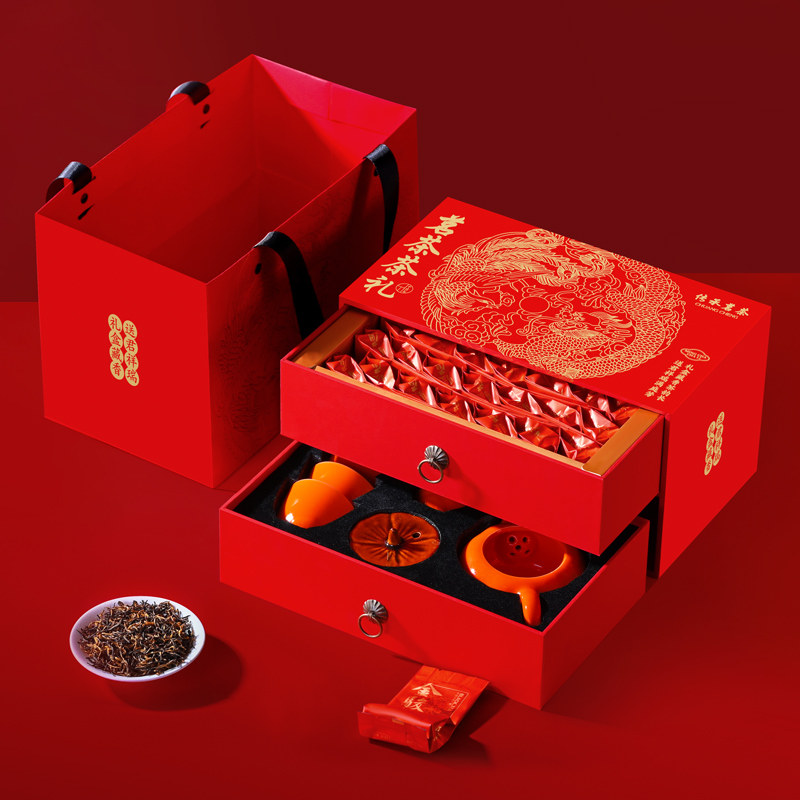 茶叶礼盒装特级金骏眉红茶送茶具