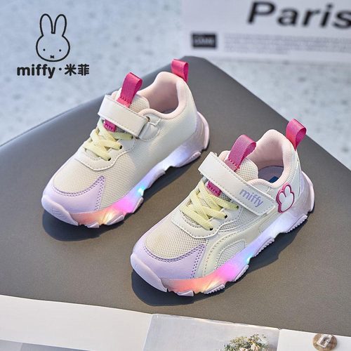 休闲百搭舒适透气女童发光鞋