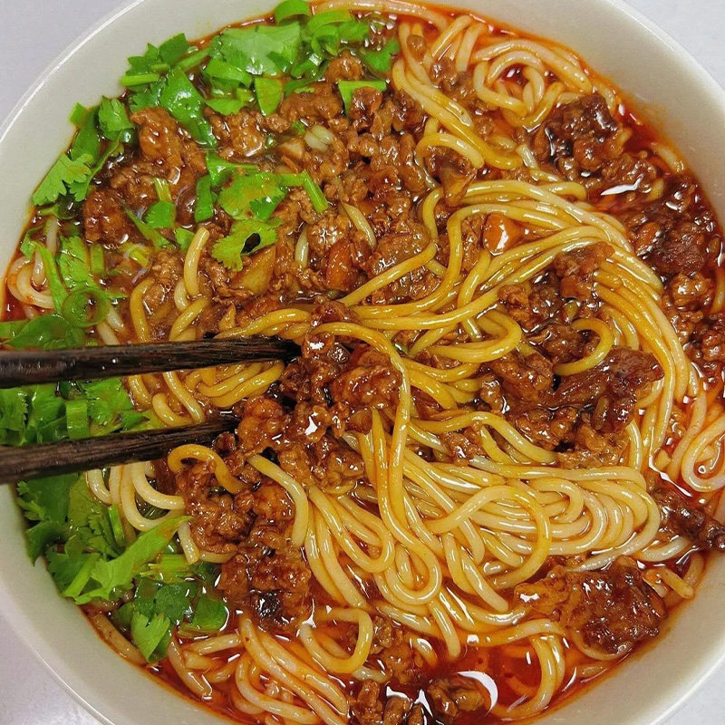 【健康非油炸】香辣牛肉速食米线休闲大份量适合在家囤上班族饱腹,粮油调味/速食/干货/烘焙,方便米线/米粉,淘宝优惠券,粉丝福利购,淘宝优惠卷