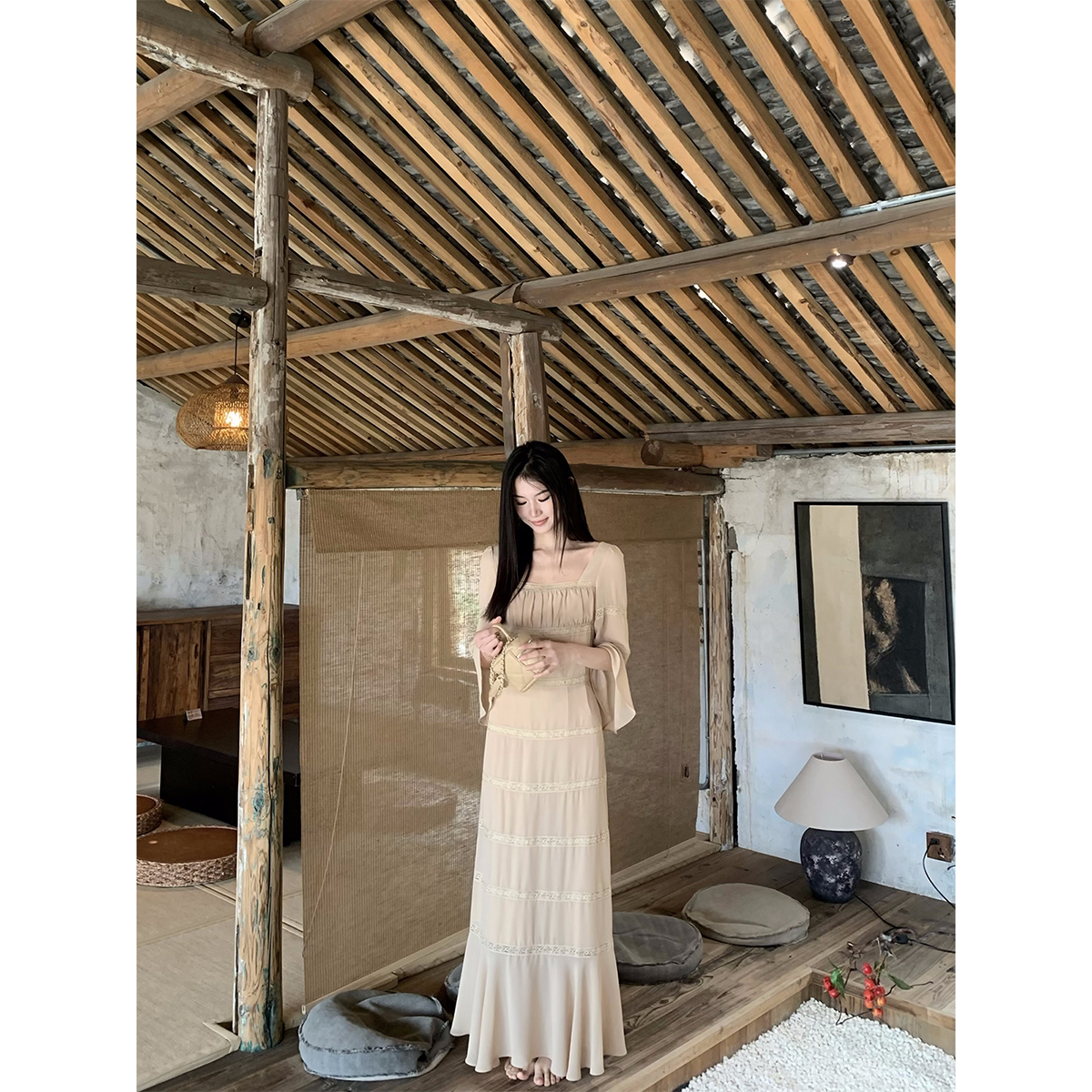 黄亮Elovey【3/18 20:00pm】-方领系带收腰蕾丝花边长袖连衣裙