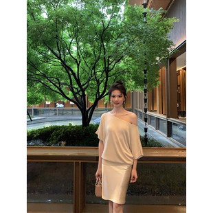 黄亮Elovey【流光溢彩】贵气感高级绸缎鱼尾裙短款半身裙A03-3