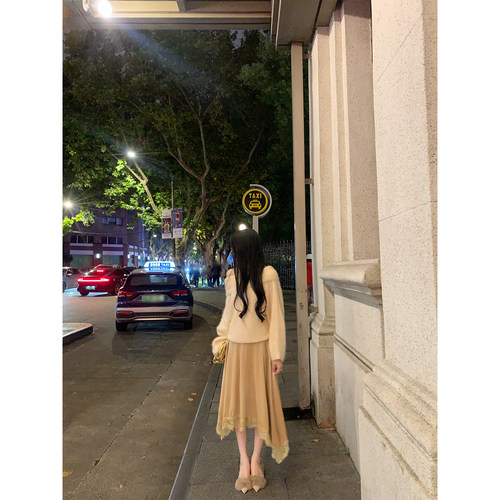 黄亮Elovey【10/12 10am】三色拉毛两穿温柔女孩的针织上衣