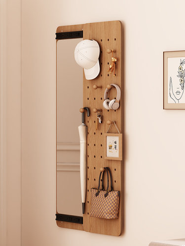 实木一体式隐形壁挂式推拉可在门厅处关闭