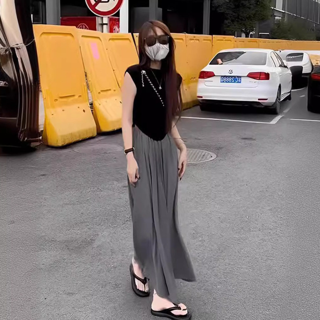 网红 法式甜辣连衣裙子夏季2024减龄炸街茶系盐系穿搭两件套装女