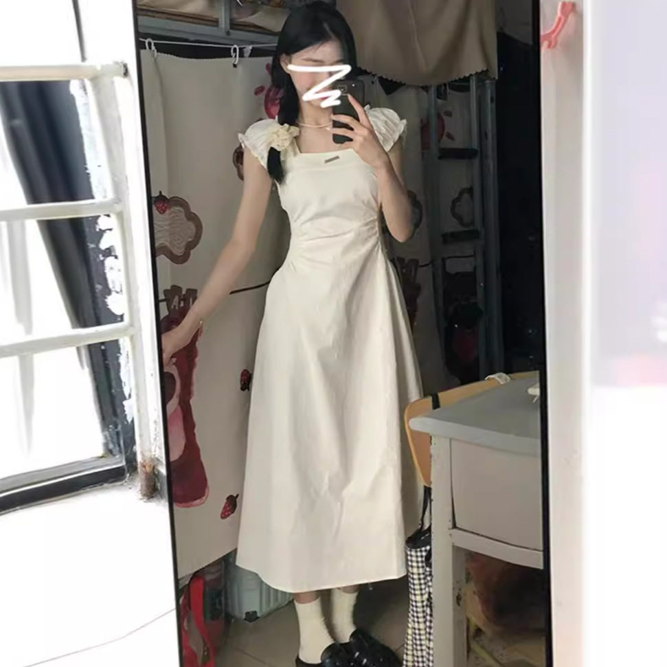 法式气质初恋清纯奶甜收腰a字连衣裙子女夏季长裙2024新款小白裙