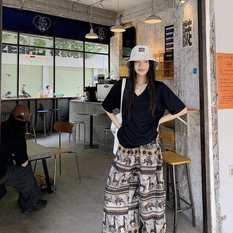 慵懒风宽松v领短袖T恤女夏季2025年新款黑色休闲百搭显瘦半袖上衣