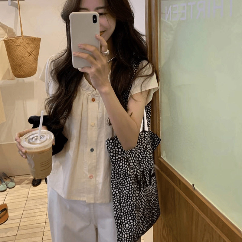 小个子甜美风V领短袖衬衫女夏季2026新款韩系设计感宽松显瘦上衣