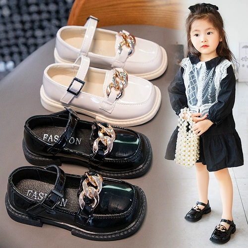 Девочки кожаные туфли 2022 весна и осенью Нового года китайский университет Корейская версия Студенты одиночная обувь для одиночной обувь против мягких мягких туфель