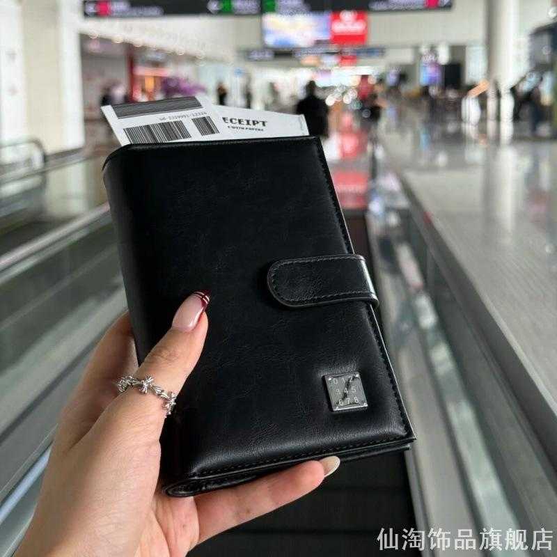 韩系钱包金属标护照包外出旅行ins护照夹简约卡包复古证件收纳包