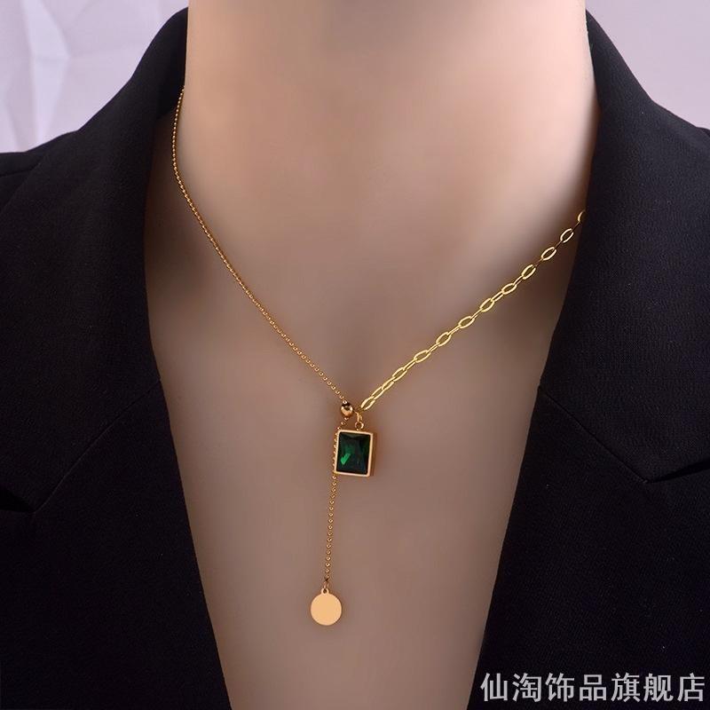 轻奢小众吊坠抽拉项链几何方块