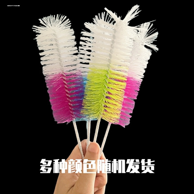 刷尿壶的刷子可任意弯折长柄
