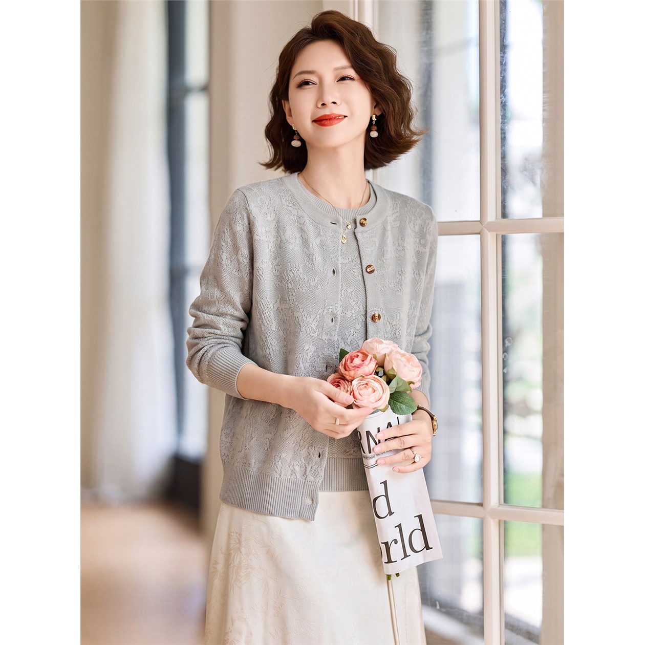 年轻妈妈秋装针织外套两