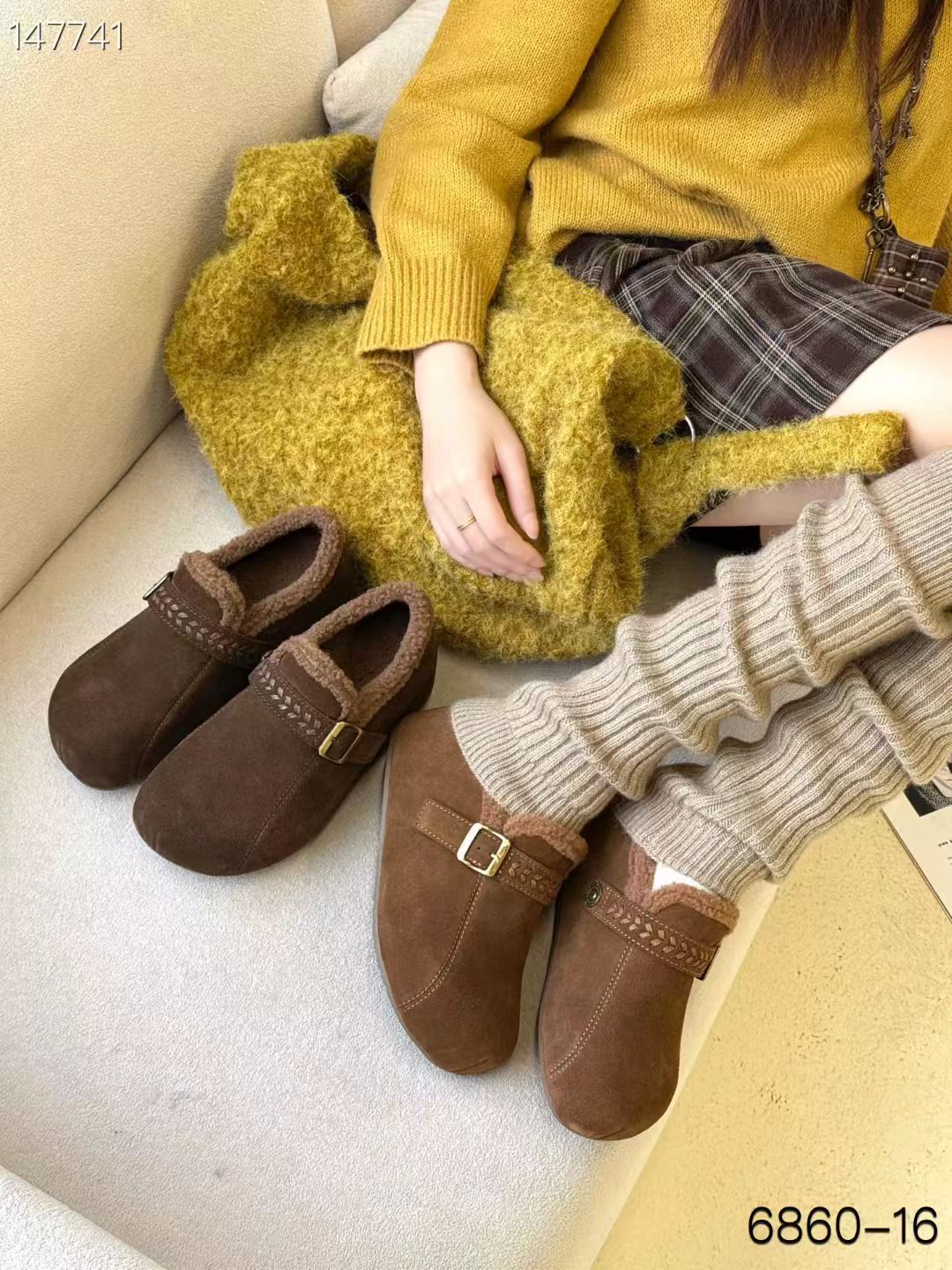 左踏右踏zuotayouta女鞋平底真皮女士休闲棉鞋乐福鞋磨砂皮勃肯鞋