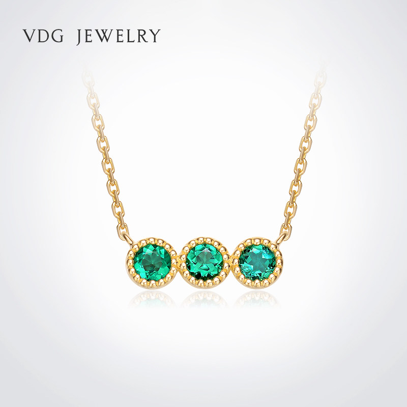 vdg18k黄金祖母绿项链女款锁骨链彩宝新款轻奢小众设计绿宝石吊坠
