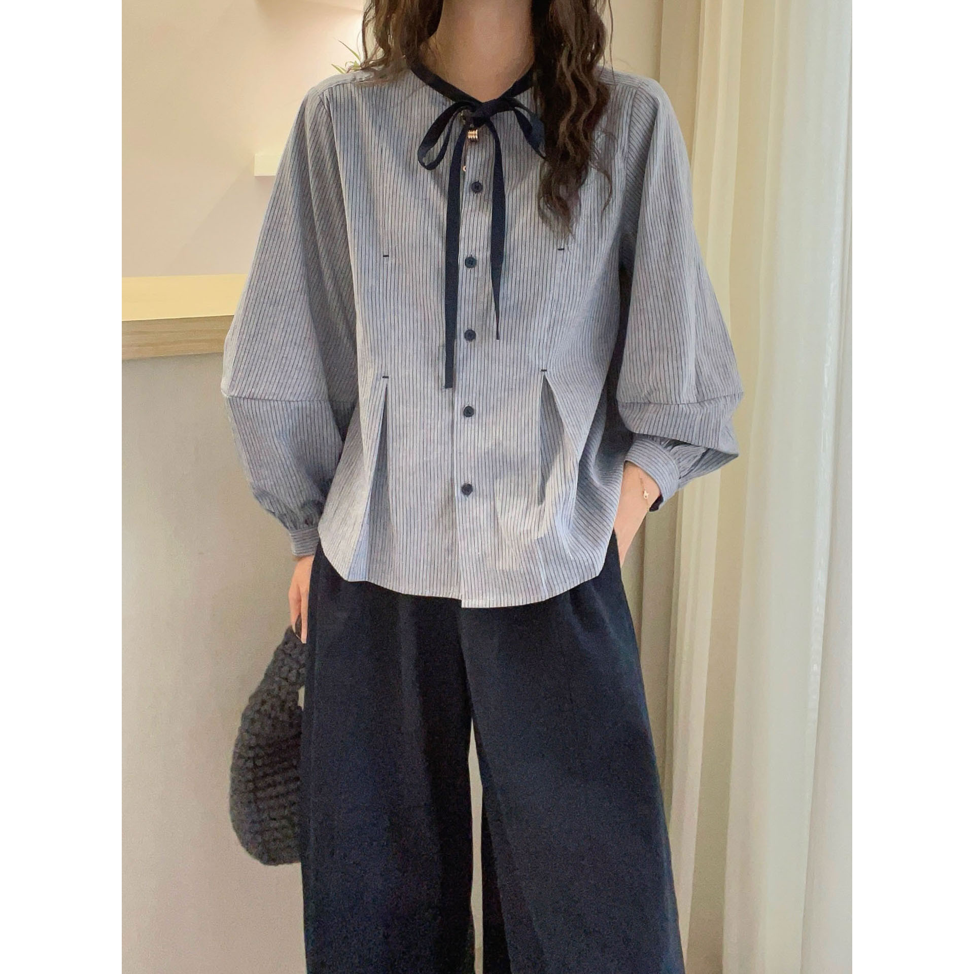 竖条纹灯笼袖休闲衬衫女欧洲站2时尚防晒服