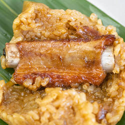 衢州网红香辣酸菜棕子手工咸菜排骨鲜猪肉粽端午节蛋黄粽江山粽子