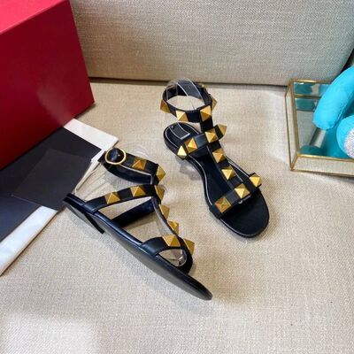 2024 Summer New Round Toe Open Toe Flat Women's Shoes Rivet