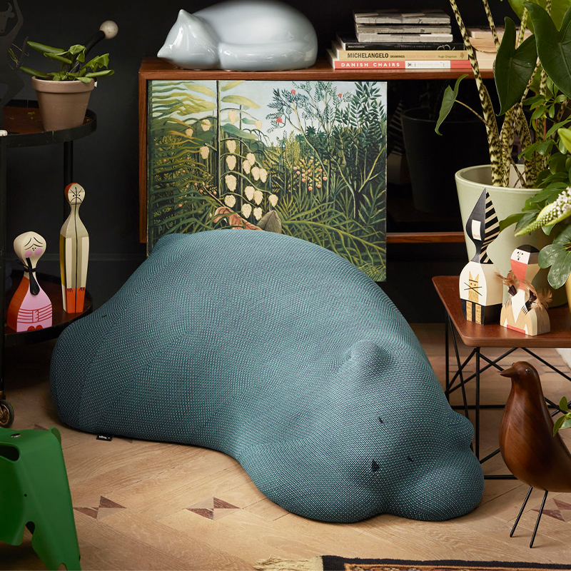 酣睡趴趴熊矮墩布艺矮凳网红休闲躺椅设计师vitra Resting Bear