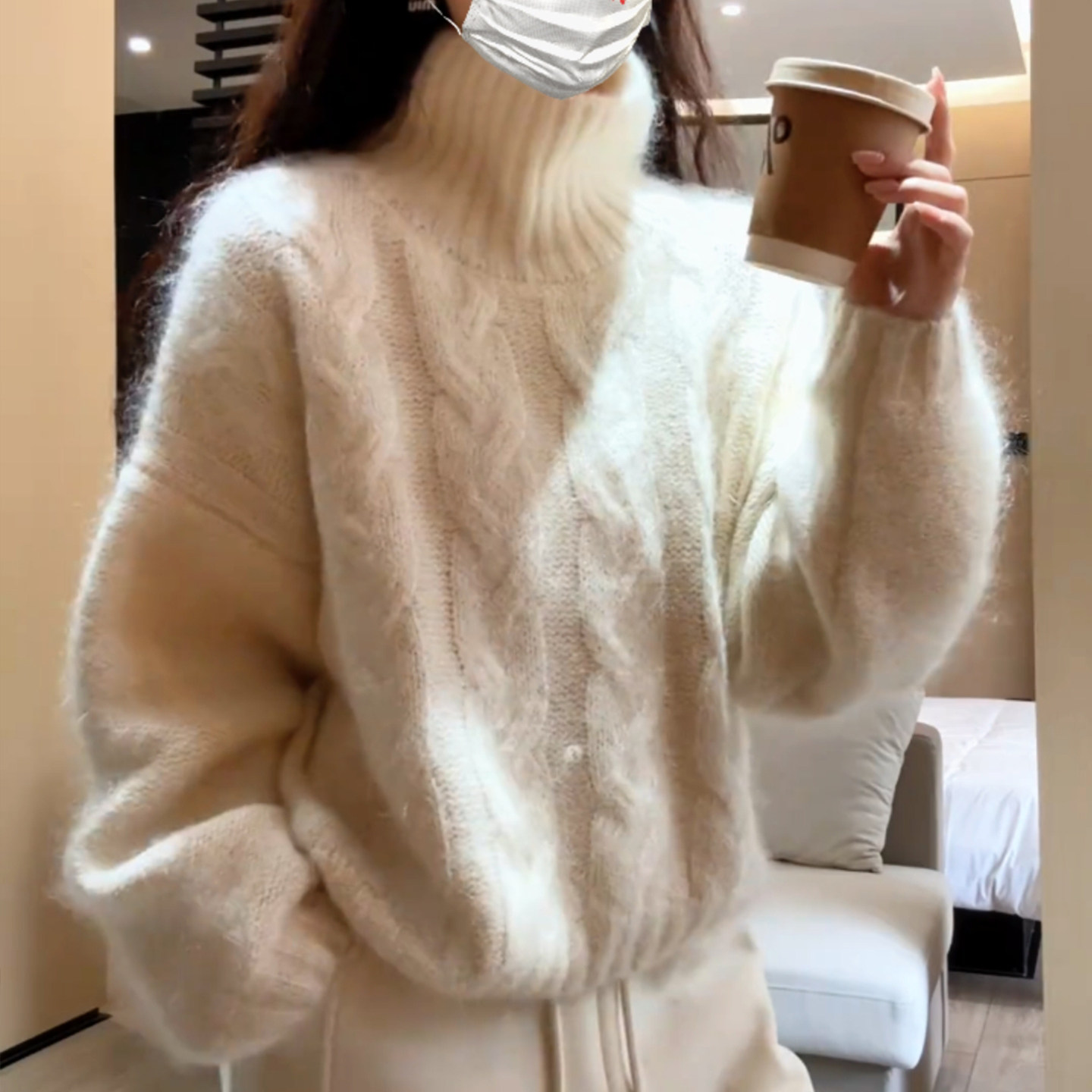秋冬新款高领麻花宽松针织毛衣女