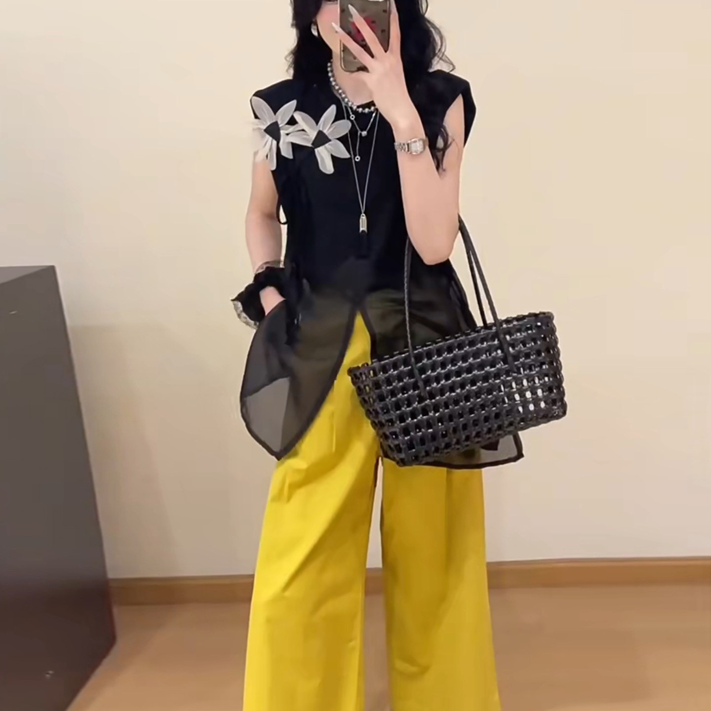 欧货2025夏季新款立体花朵短袖