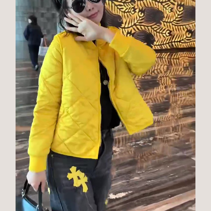 短款棉服女牛仔裤两件套