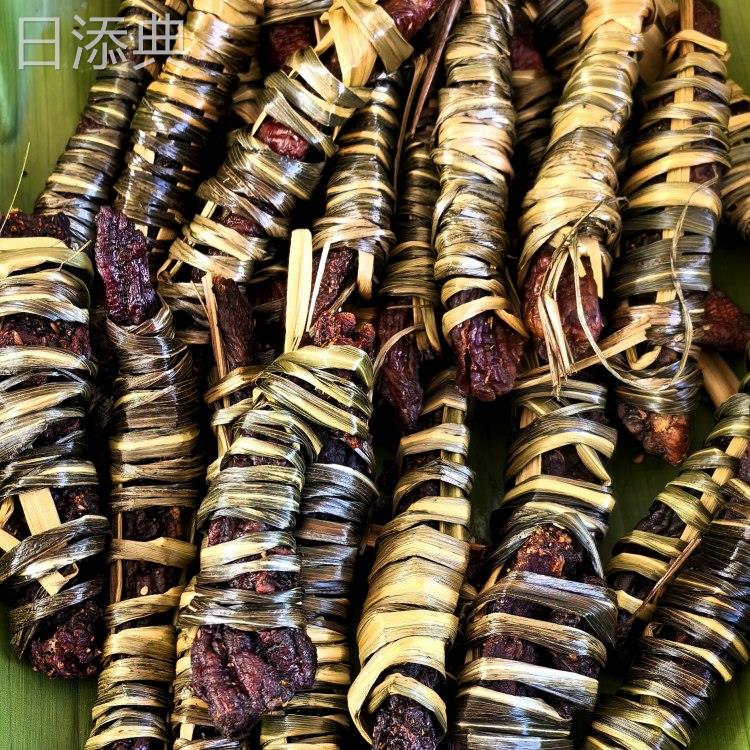 包邮嘎嘣脆正宗猪肉干巴 芝麻 香脆酥 麻辣猪干巴回味下酒零嘴
