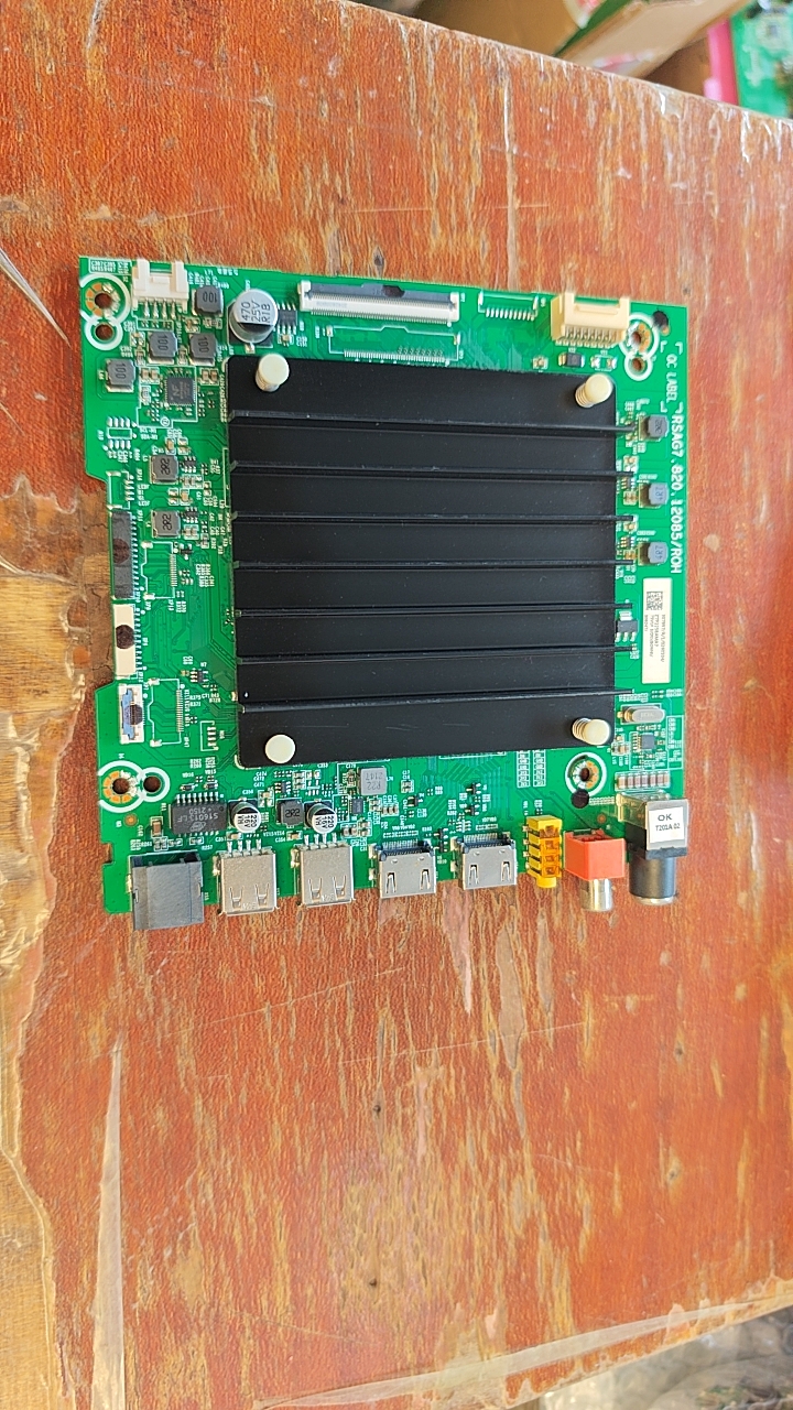 海信75V1F-S 主板号RSAG7.820.12085/ROH屏HD750Y1U72-T0\S0\ROH