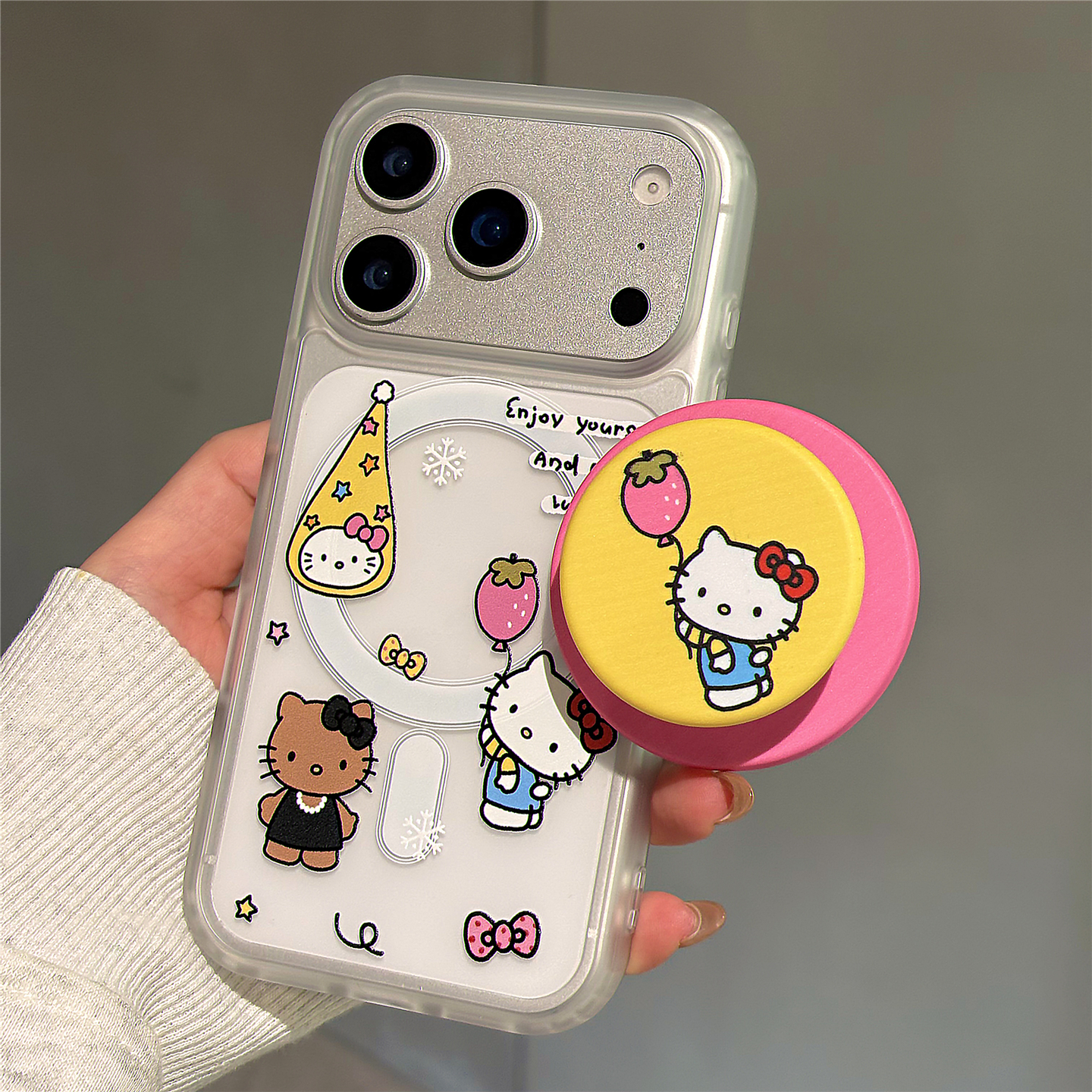 卡通可爱黑皮草莓kt猫磁吸支架适用苹果17promax手机壳iphone16女新款15磨砂肤感17pro防摔16pro保护套14网红