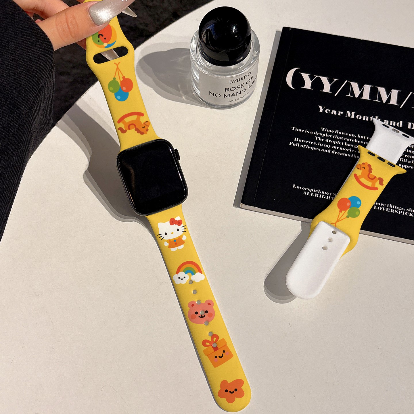 适用iwatchs10硅胶苹果手表applewatch10表带s9卡通派对哈喽kitty猫s8新款s7小众ultra2透气45se女s6网红闺蜜