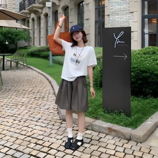 苏珊SUSAN 2026夏季新款复古抽褶系带松紧腰条纹休闲短裤5512S