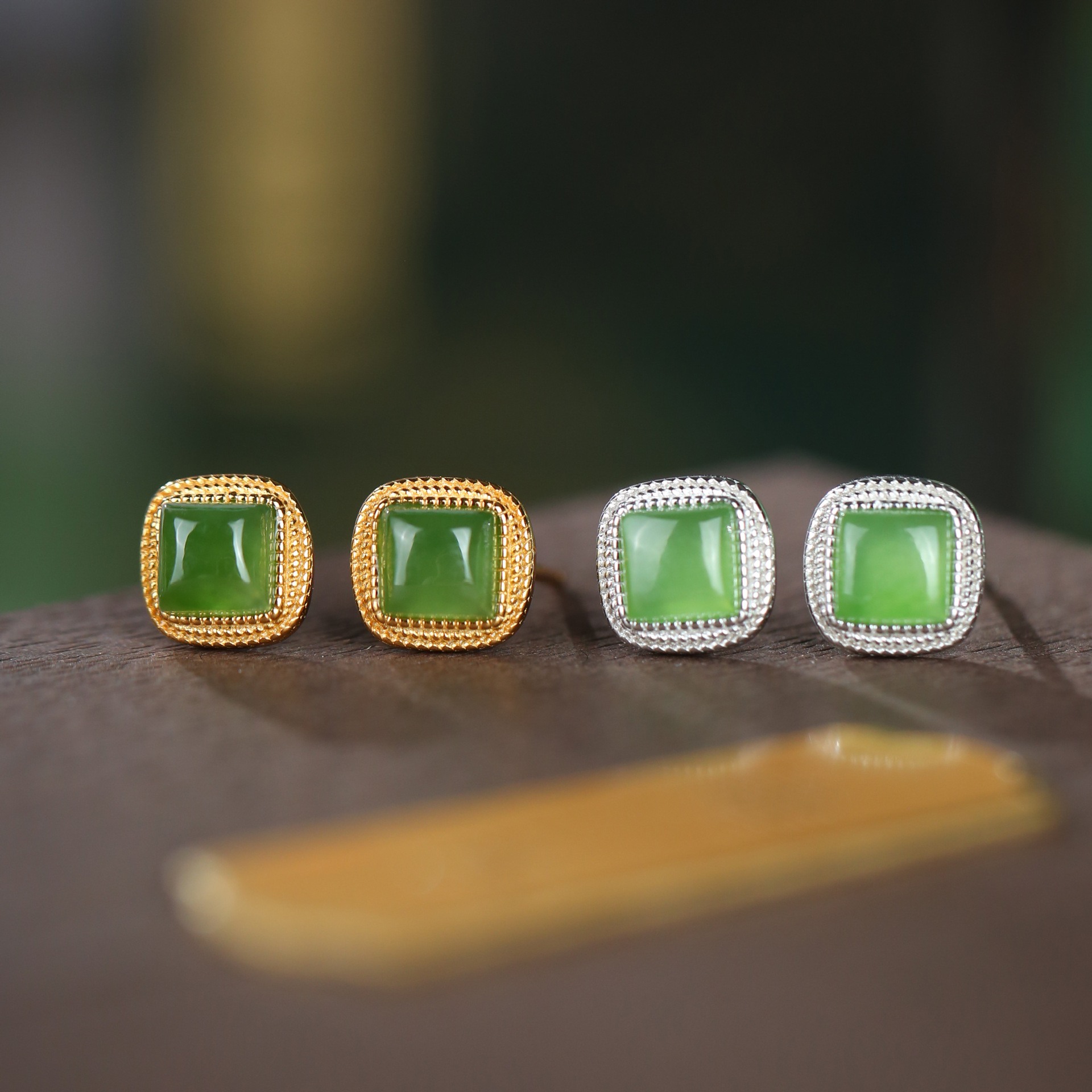 S925纯银镀18k金镶嵌和田碧玉耳饰耳钉方糖简约时尚清新脱俗轻奢