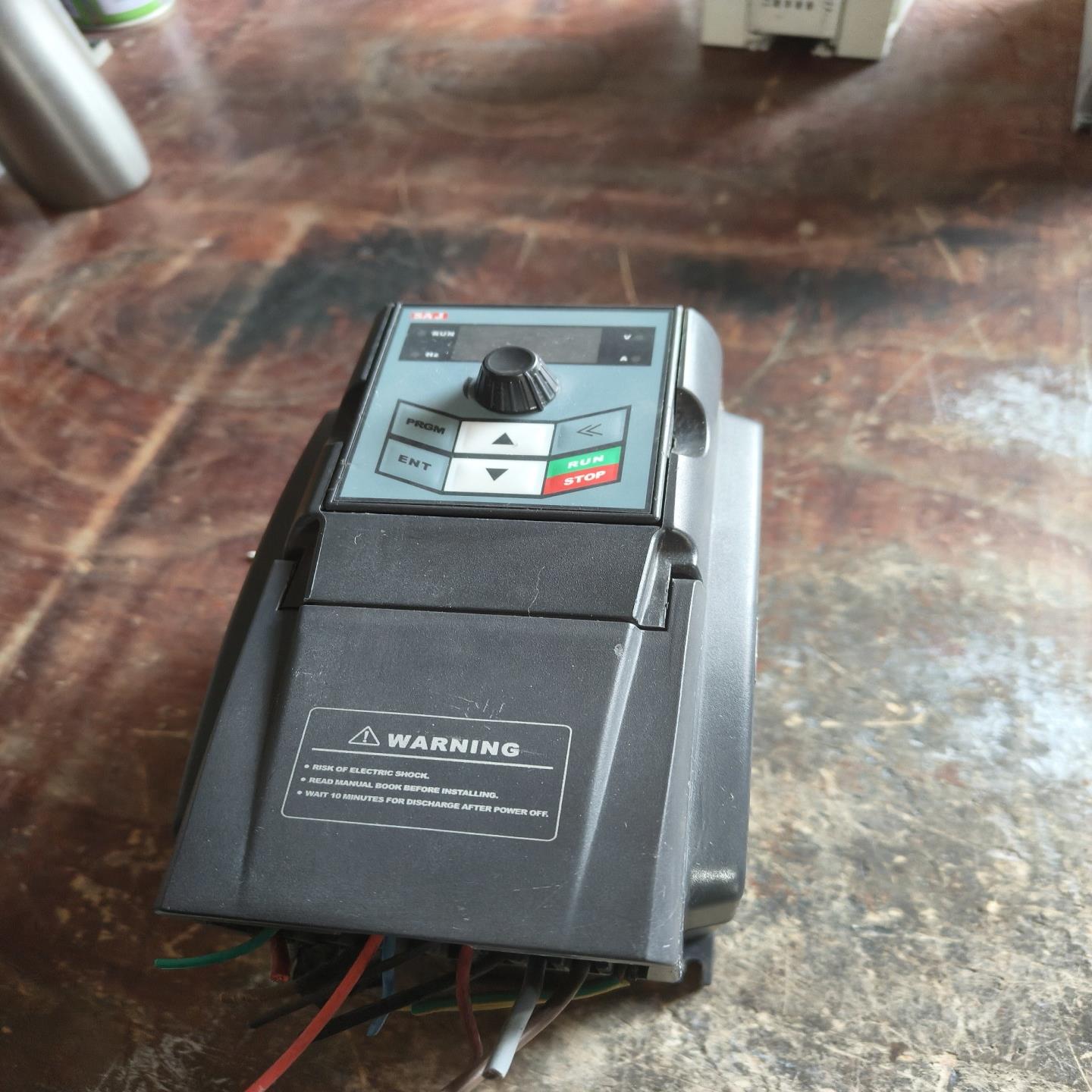 售前询价三晶变频器ATV13-4T2R2GH 22Kw 380Ⅴ实议价