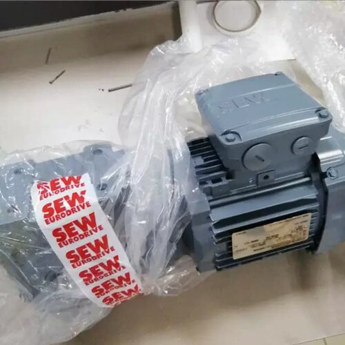 SEW减速电机KHZ57 DRL100L4BE5HF/TF/ES7S DR2S80M4/BE2A DFE32B