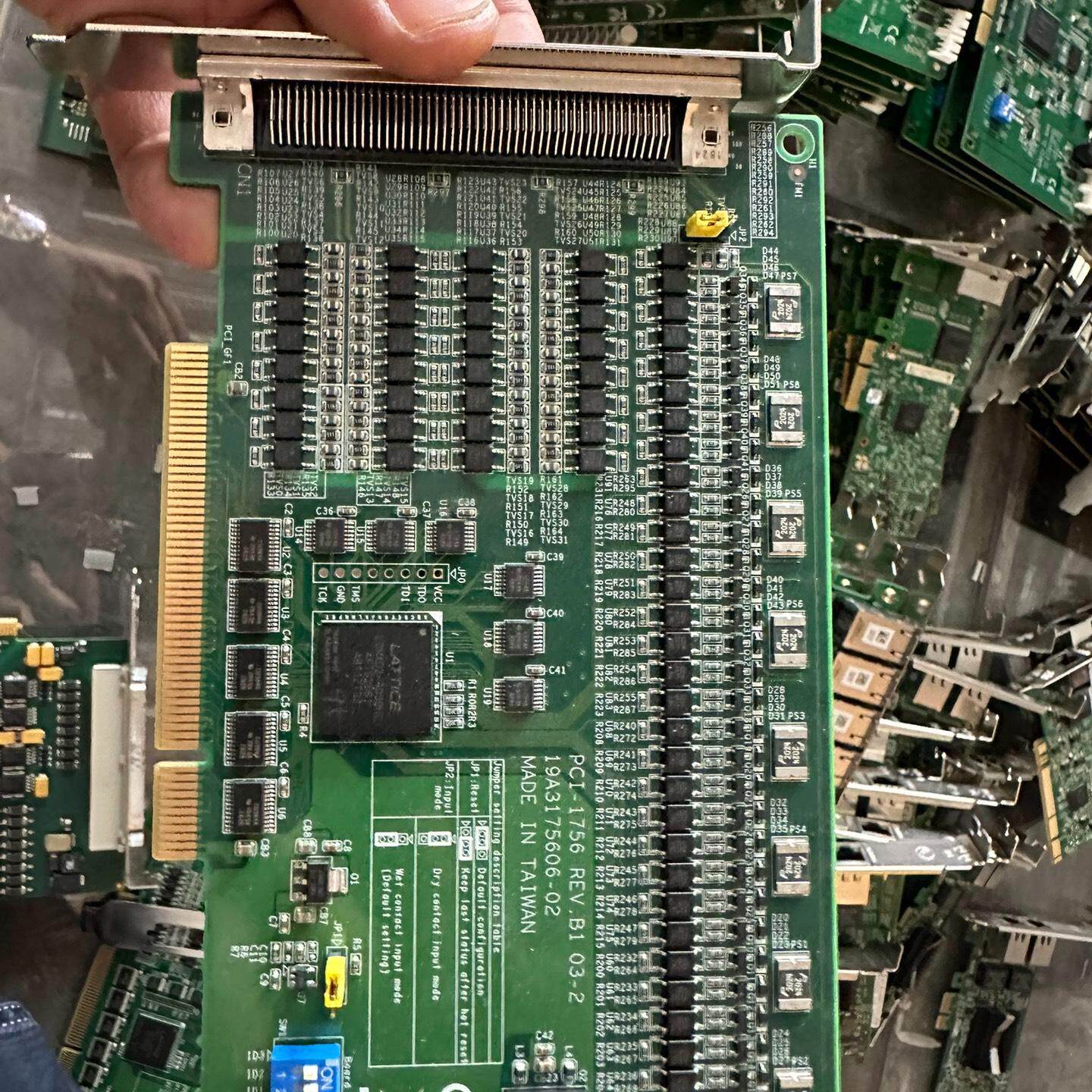 售前询价研华 PCI-1756 REVB1 03-2  19A