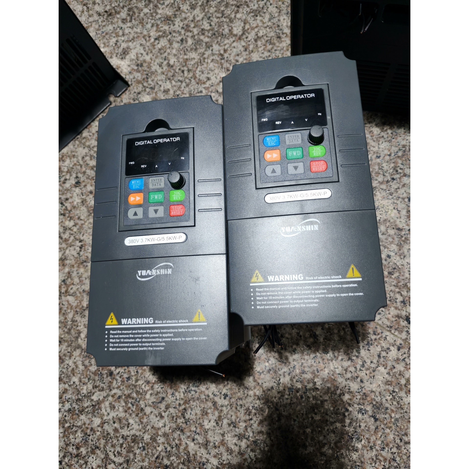 售前询价源信YX2000D-4T0037G4T0055P-C变频器